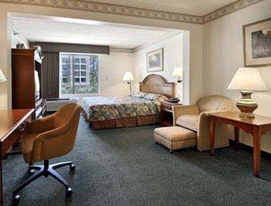 Wingate By Wyndham Raleigh Durham / Airport Hotel Kültér fotó